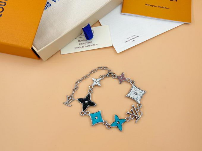 Louis Vuitton Bracelet ID:20231105-150
